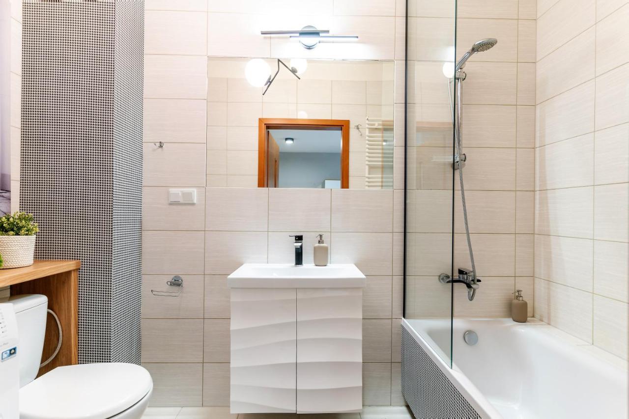 Marina Apartment - Przy Jeziorze, Taras, Tv55" Z Netflix I Prime, Parking Iława Eksteriør bilde